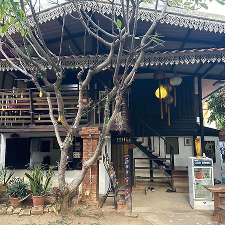 チエンマイ Nearthepark Boutique Houseホステル エクステリア 写真